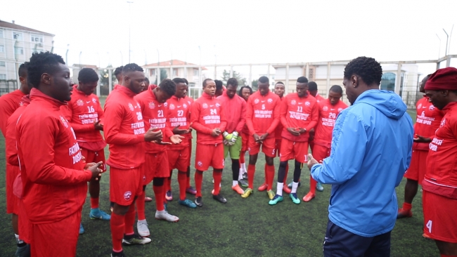 Afrikalı gençlerin hayallerini gerçekleştiren proje: Afrika Dostluk Spor